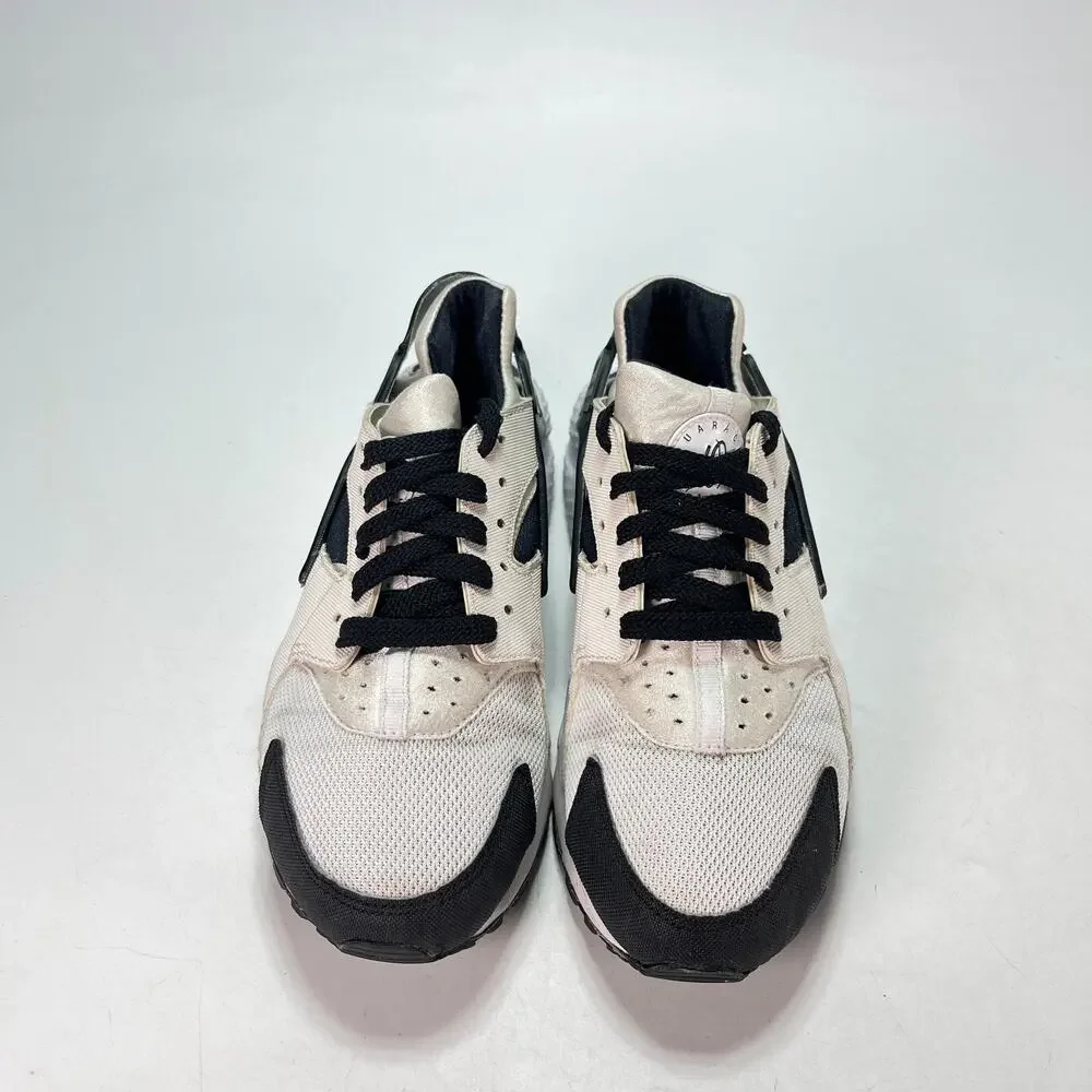 Nike Air Huarache White Black Casual Lifestyle Sneakers 654275-103 Youth Size 7Y